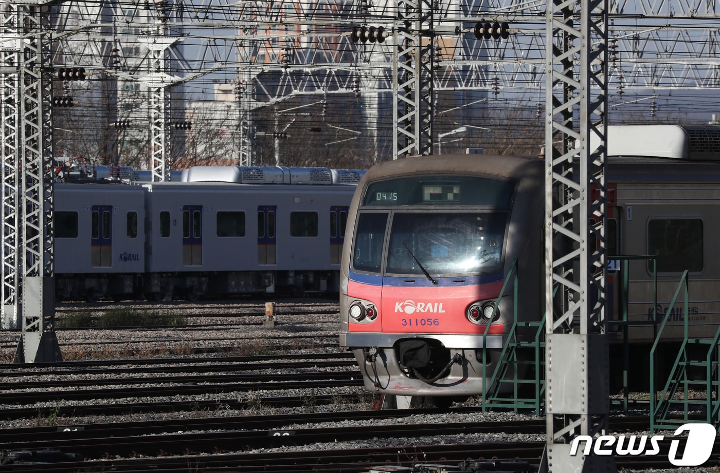 수도권전철 1호선 전동차. /뉴스1