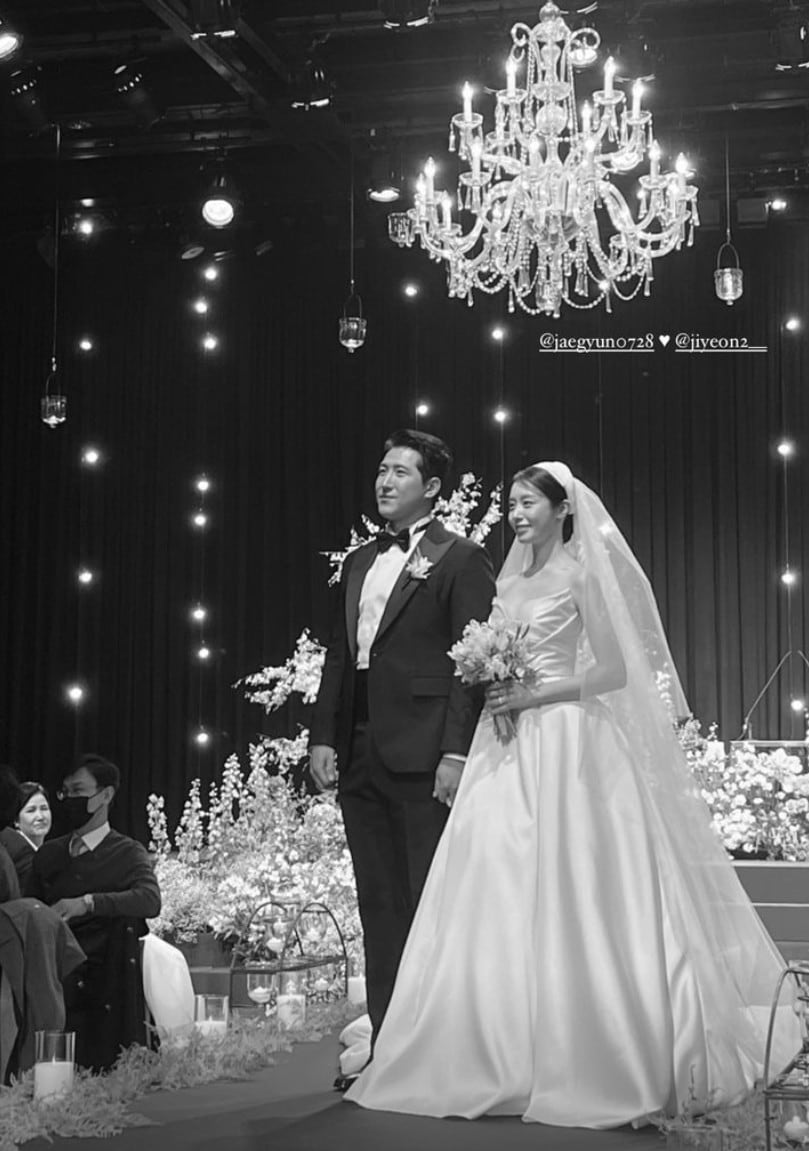 황재균(왼쪽)과 지연(효민 SNS 갈무리)