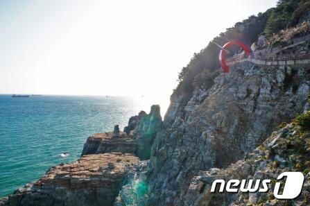 ‘한국관광 100선’에 선정된 태종대유원지 전경(부산시청 제공) 