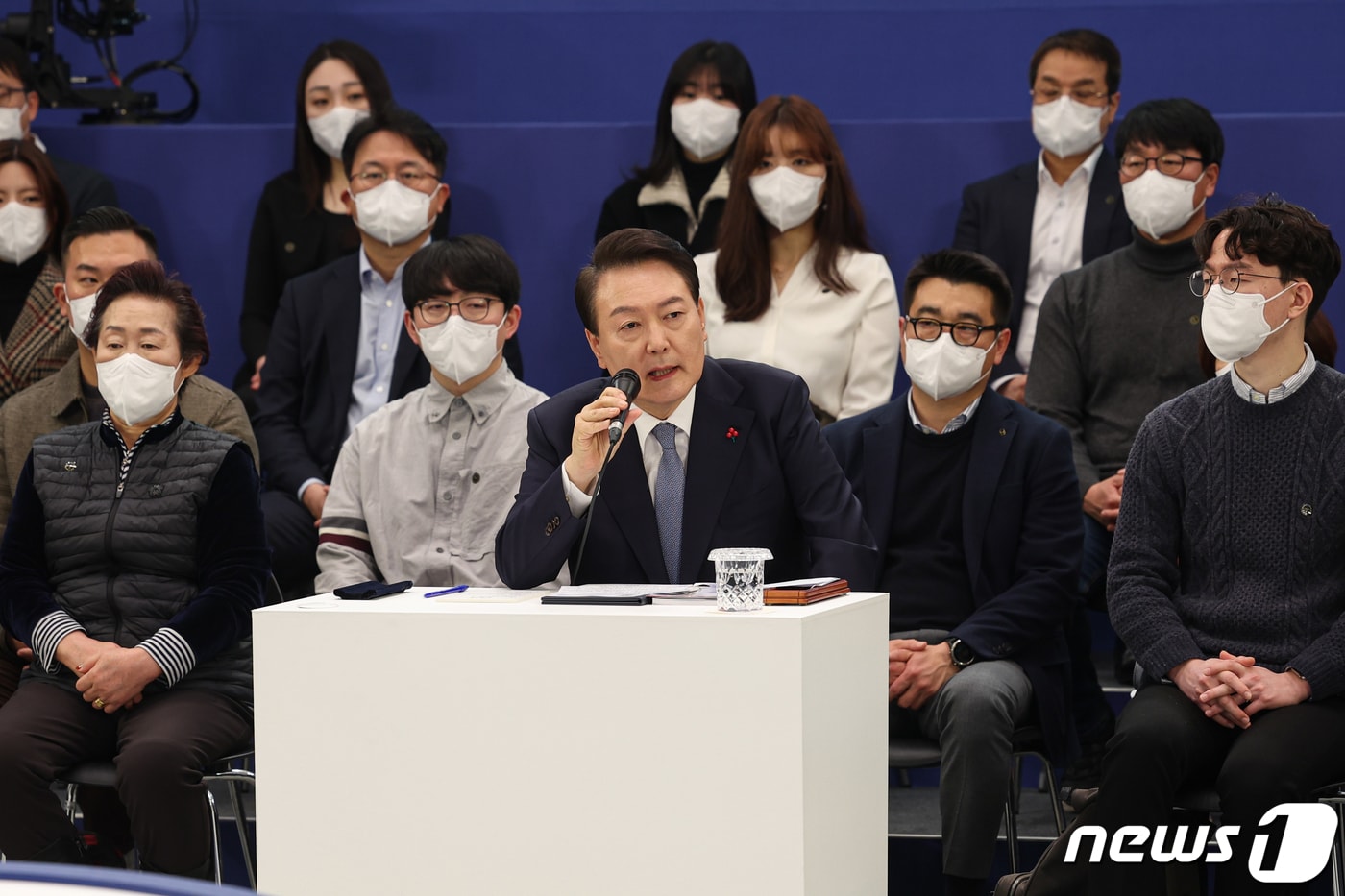 윤석열 대통령이 15일 오후 청와대 영빈관에서 열린 제1차 국정과제 점검회의를 주재했다. 이날 윤 대통령은 노동, 교육, 연금 3대개혁 미래세대를 위한 선택이 아닌 필수라고 말했다(뉴스1DB)News1