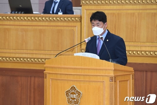 임재근 제2대 경기 양주시체육회장. 양주시의원으로 활동할 당시 모습