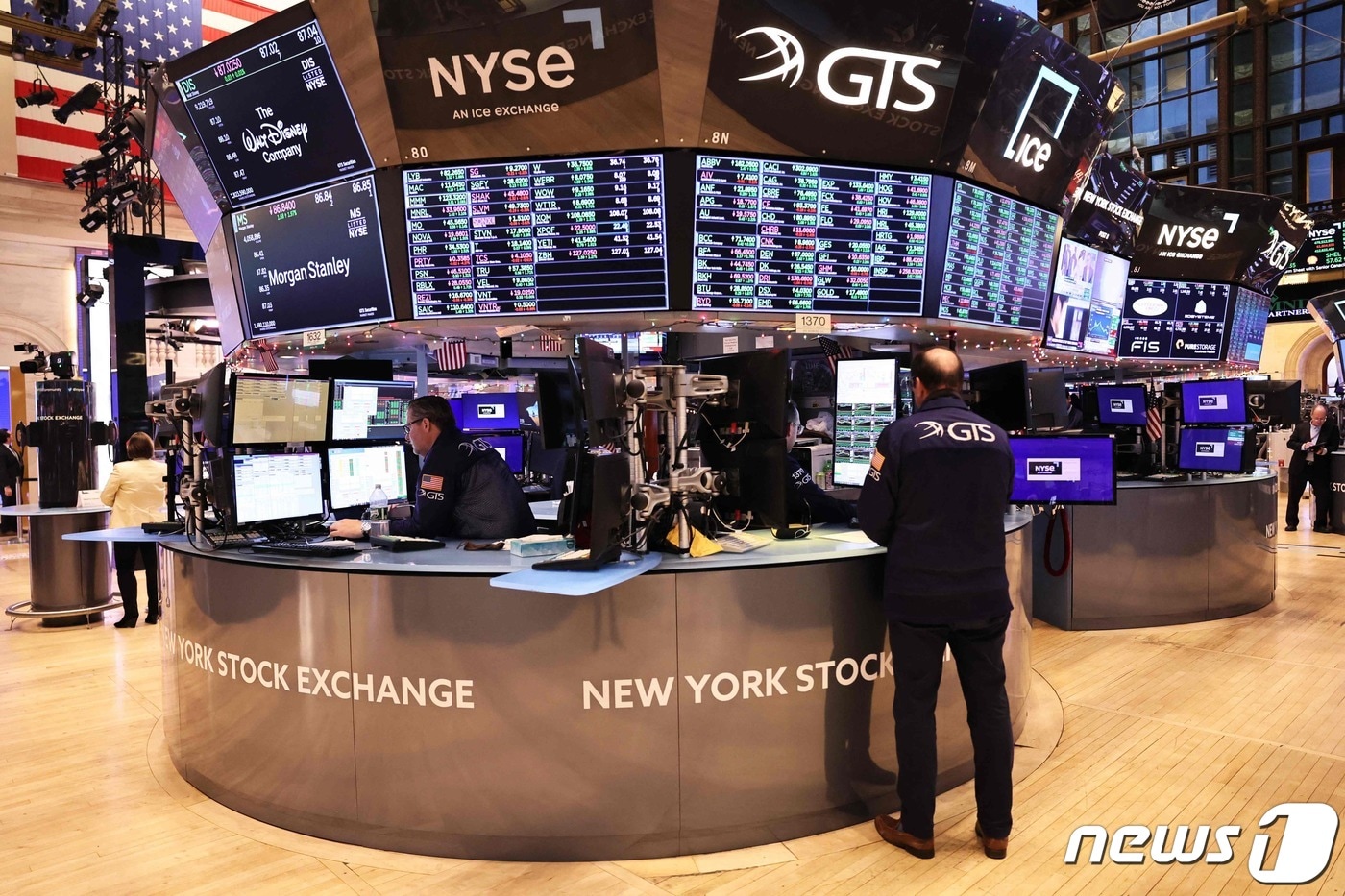 미국 뉴욕 증권거래소&#40;NYSE&#41; 트레이딩 룸 풍경. 2022.12.21. ⓒ AFP=뉴스1 ⓒ News1 김성식 기자