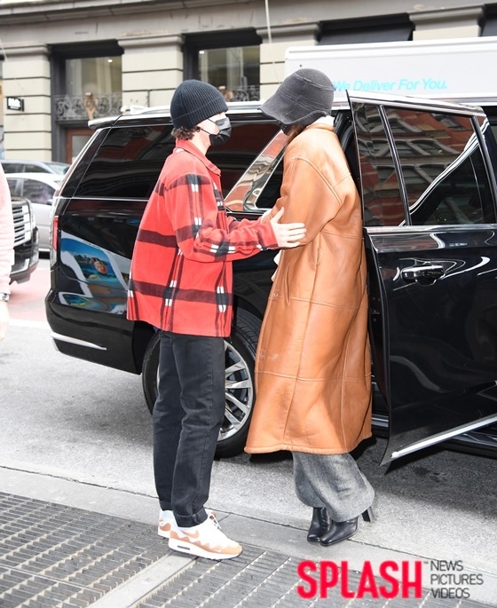 톰 홀랜드(왼쪽) 젠데이아 커플/ 사진제공=Splash News ⓒ 뉴스1