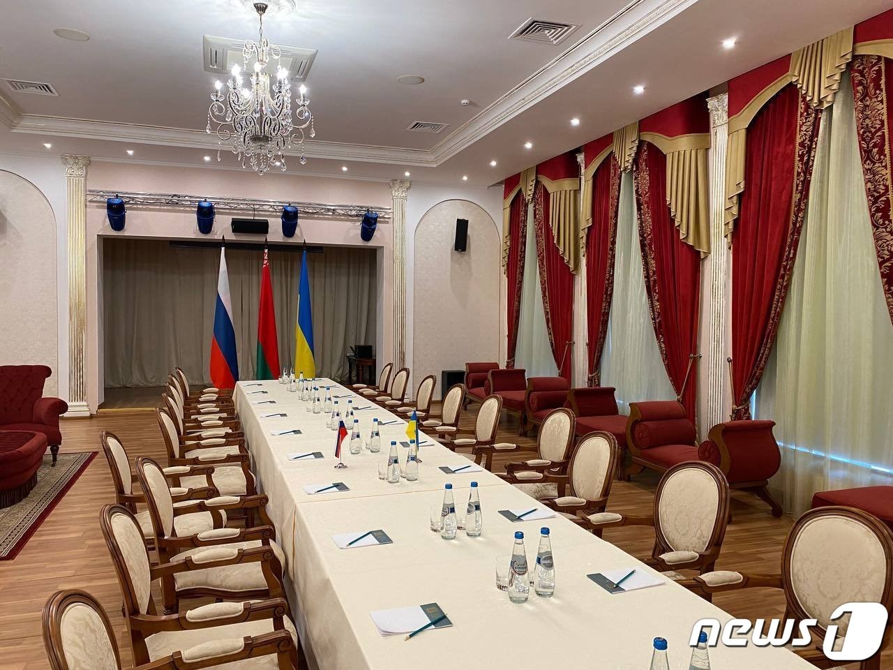 벨라루스 외무부가 28일 러시아와 우크라이나 대표단의 협상 장소를 외무부 공식 트위터를 통해 공개했다. (벨라루스 외무부 공식 트위터 캡쳐) 2022.2.28/뉴스1