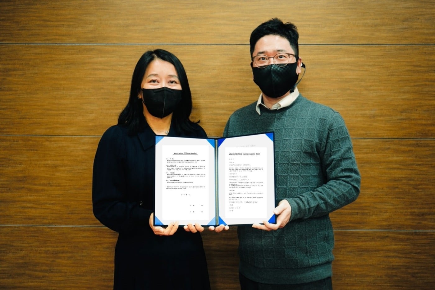 트리플엔랩&#40;대표이사 최은광, 왼쪽&#41;과 힐스톤 파트너스&#40;대표이사 황라열&#41;가 업무협약을 체결했다. ⓒ 뉴스1