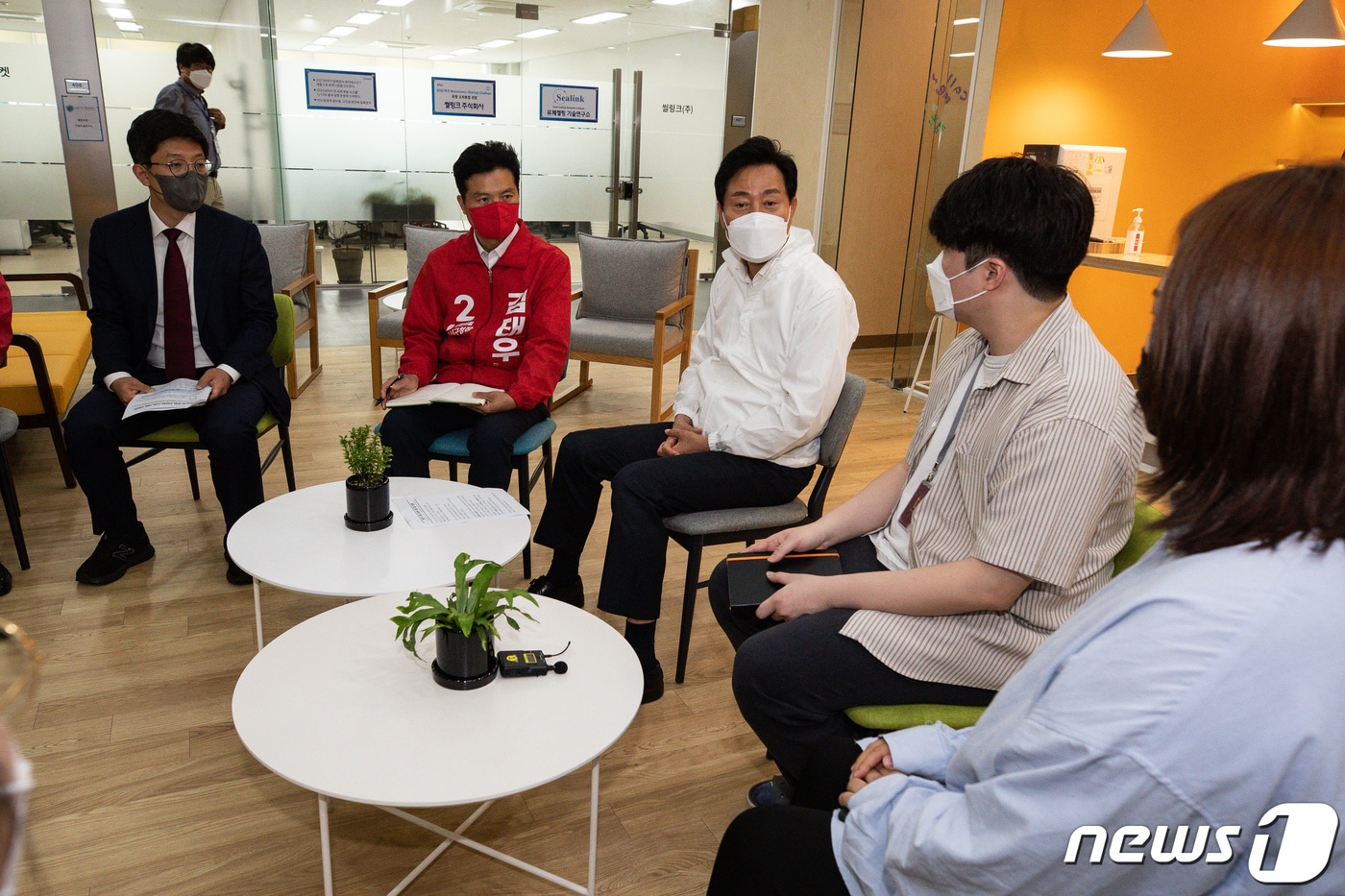 오세훈 "'단기알바' 공공일자리 대신 양질의 일자리 창출"(종합) - 뉴스 썸네일 이미지