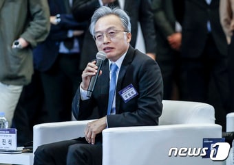 최진식 한국중견기업연합회 회장 (뉴스1DB) ⓒ News1 이동해 기자