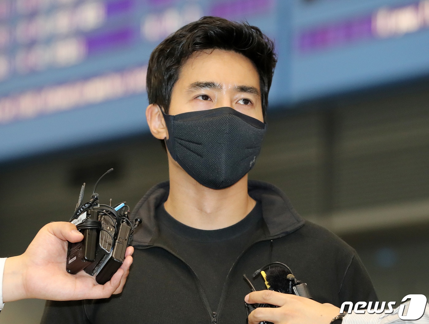 우크라이나 국제 의용군으로 참전한 유튜버 이근(38) 전 대한민국 해군 특수전전단(UDT/SEAL) 대위. ⓒ News1 