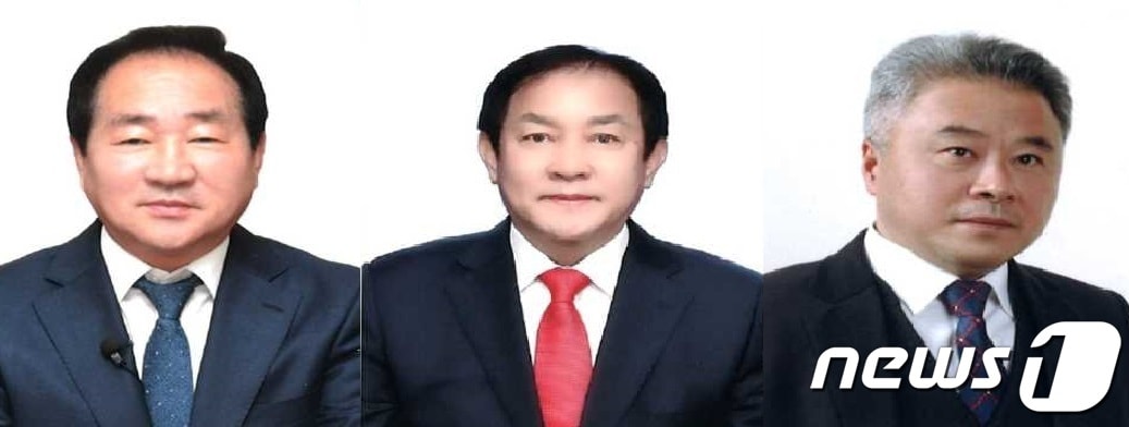 오는 6월 1일 지방선거 강원 평창군수에 도전하는 더불어민주당 한왕기(맨 왼쪽) 후보와 국민의힘 심재국(가운데) 후보, 무소속 최호영 후보. (중앙선거관리위원회 제공) 2022.5.31/뉴스1 신관호 기자.