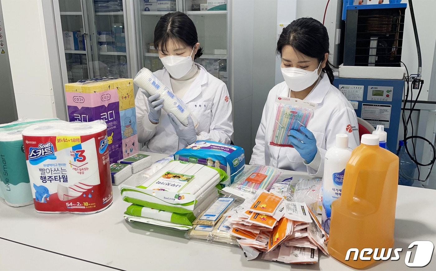 (위생용품 안전성 검사 참고사진) / 뉴스1 ⓒ News1 DB