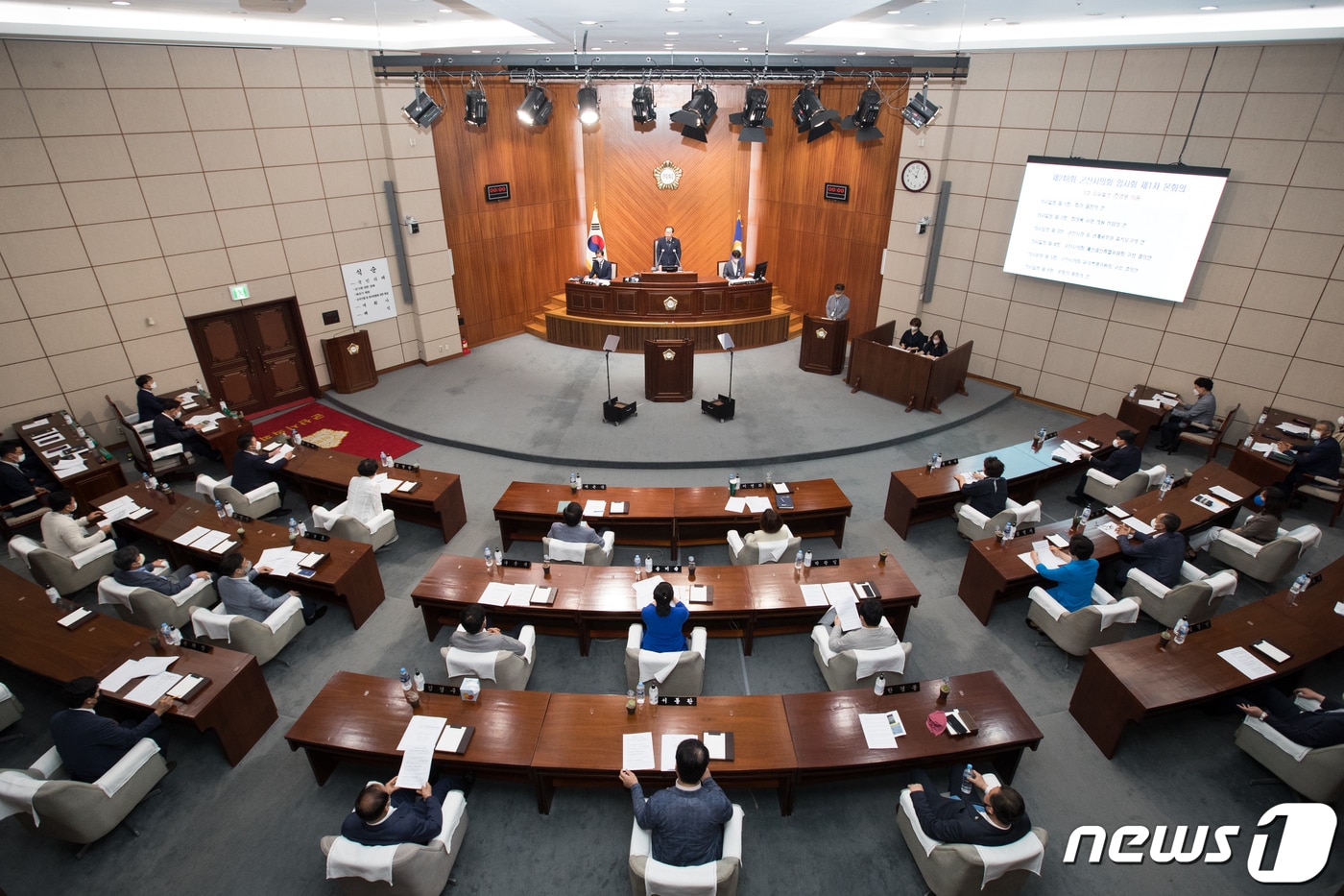 군산시의회 제248회 임시회가 12일 본회의장에서 열리고 있다.ⓒ 뉴스1