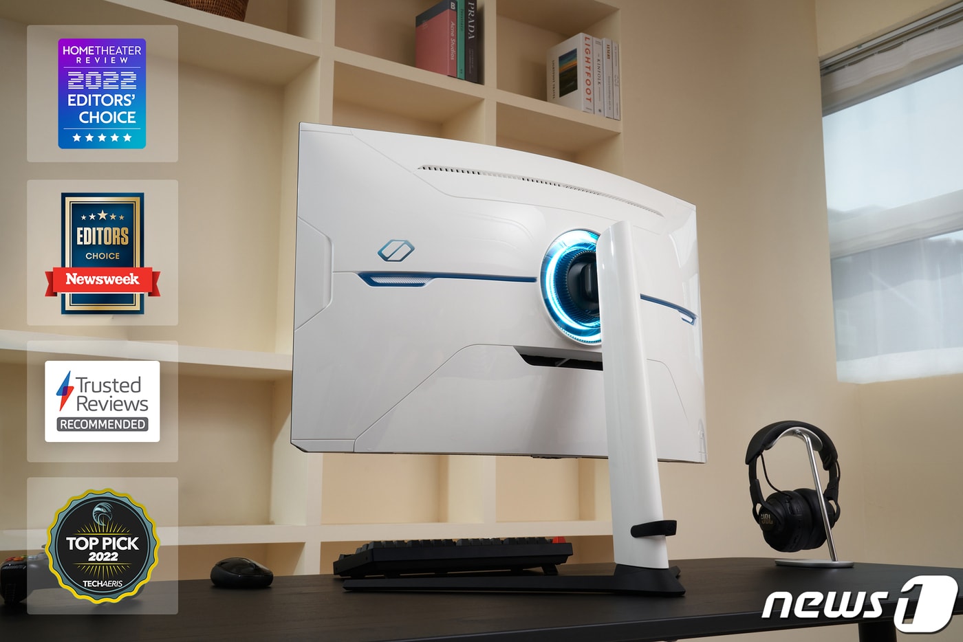 오디세이 네오 G8 제품과 어워드 로고 이미지 (삼성전자 제공) ⓒ 뉴스1