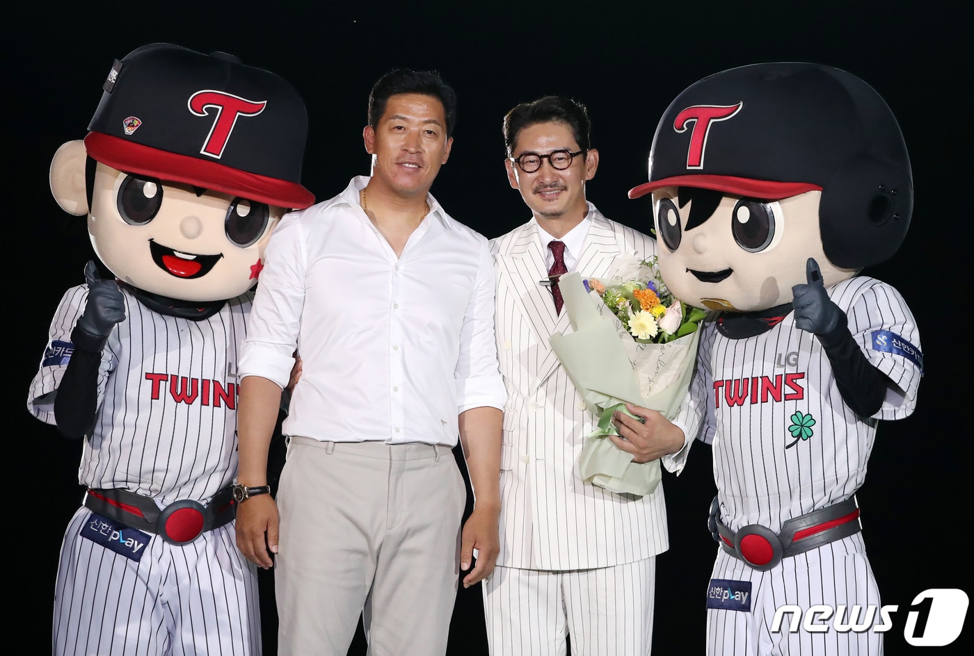 LG 트윈스, 7일 잠실 마지막 홈경기서 이병규·박용택 시구