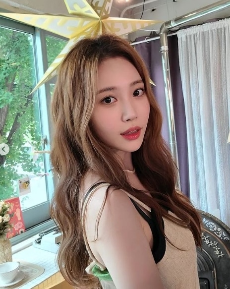 배우 유라 인스타그램 갈무리 ⓒ 뉴스1