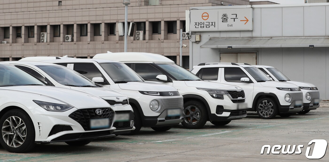  서울역 옥외주차장에 대기중인 쏘카. 2022.8.22/뉴스1 ⓒ News1 이성철 기자