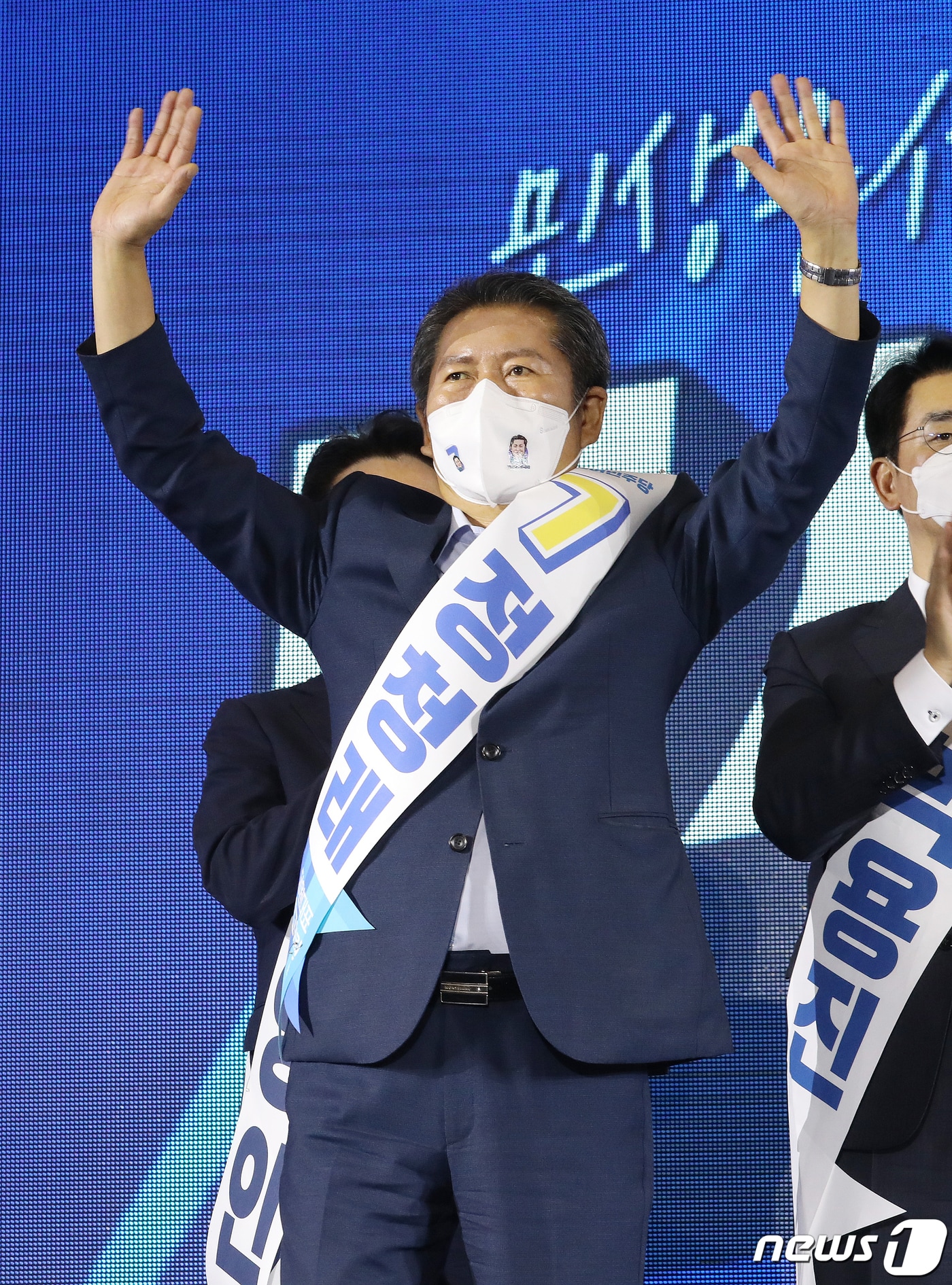 정청래 더불어민주당 최고위원 후보가 27일 오후 경기도 고양시 일산 킨텍스에서 열린 서울 지역 합동연설회에서 지지를 호소하고 있다. 2022.8.27/뉴스1 ⓒ News1 김진환 기자