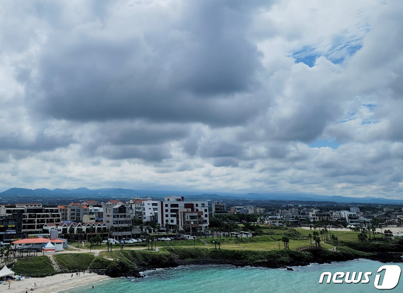 구름낀 제주 하늘/뉴스1