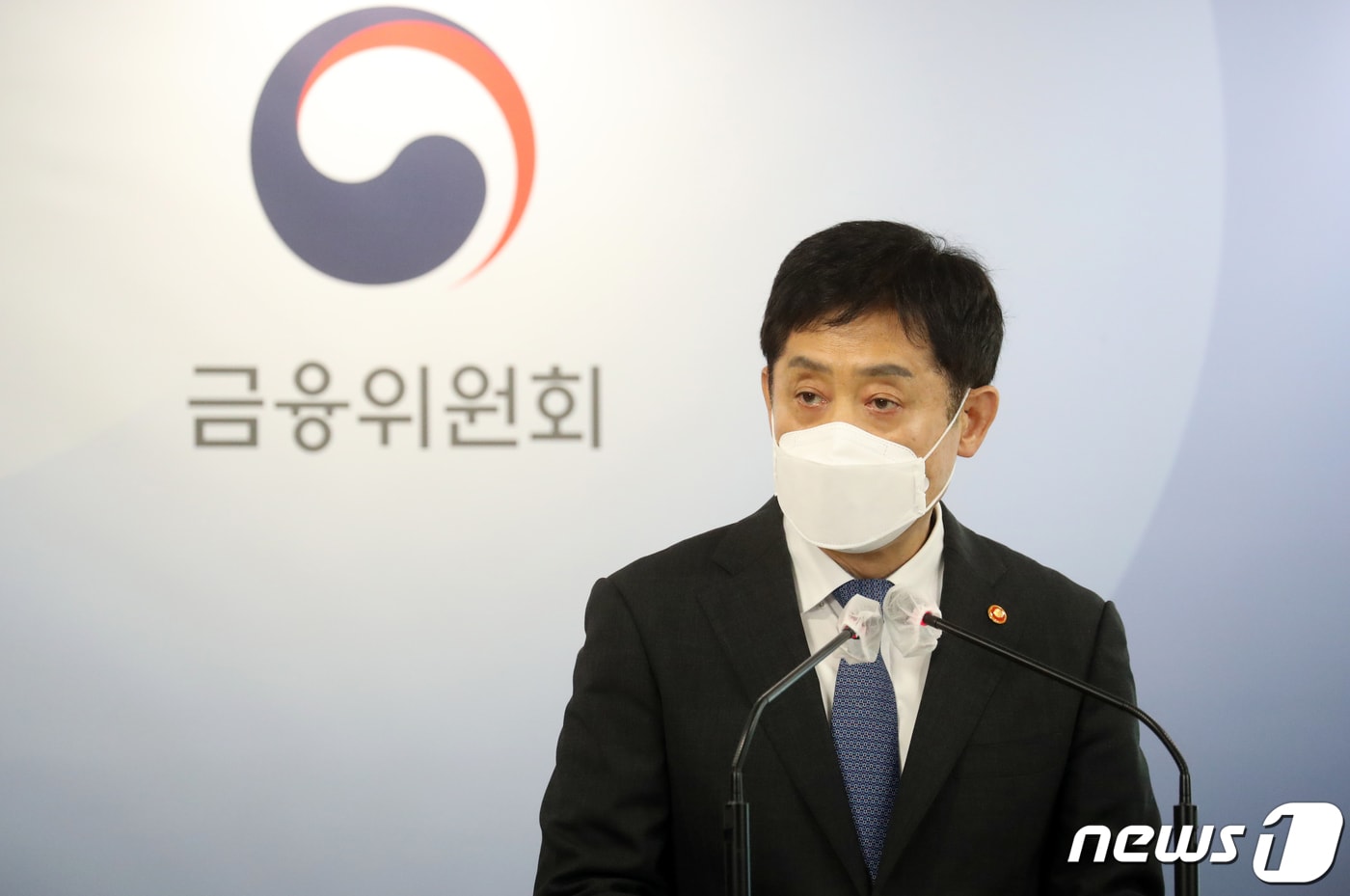 김주현 금융위원장이 8일 서울 종로구 세종대로 정부서울청사 '위기 선제대응+위기 넘어 금융산업과 우리경제의 재도약 뒷받침'이라는 주제로 금융위원회의 대통령업무보고 브리핑을 하고 있다. 2022.8.8/뉴스1 ⓒ News1 김명섭 기자