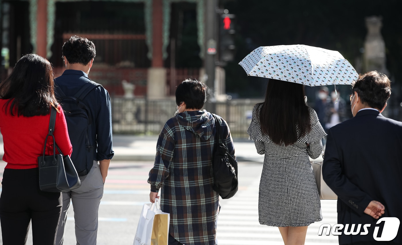 금요일인 27일 충북과 세종은 가끔 구름 많고 일교차가 10도 이상 벌어지겠다.&#40;사진은 기사와 무관함&#41;/뉴스1