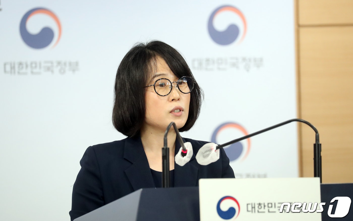 정선화 환경부 자원순화국장이 22일 오후 서울 종로구 세종대로 정부서울청사에서 1회용 컵 보증금제, 12월 2일부터 세종·제주 첫 시행 관련 브리핑을 하고 있다. 2022.9.22 ⓒ 뉴스1 김명섭 기자