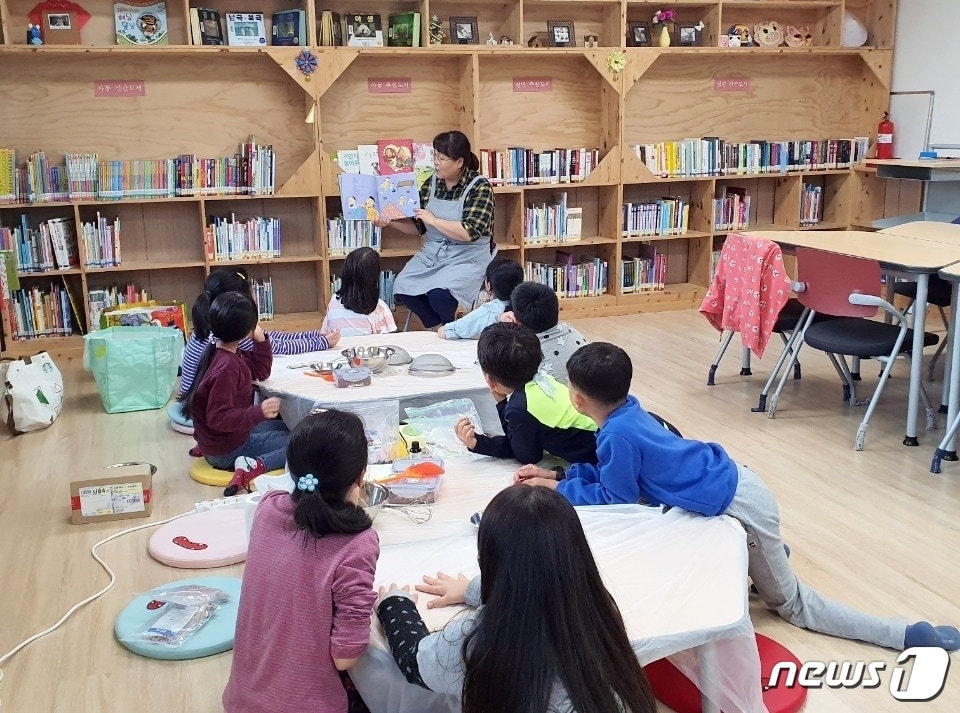 전북 정읍시가 지역 내 사회적 약자층 가정 학생들이 행복한 배움을 통해 꿈을 이뤄나갈 수 있도록 든든한 지원군 역할에 나선다.&#40;정읍시 제공&#41;2023.1.20/뉴스1 