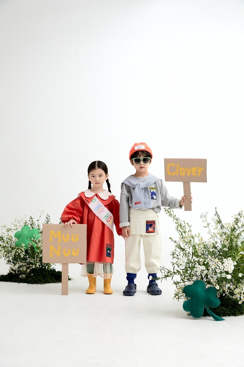 무누(MUUNUU)는 아역배우 서우진과 래퍼 사이먼 도미닉 조카로 알려진 채채를 23년 봄 시즌 모델로 발탁했다.(이랜드 무누 제공)