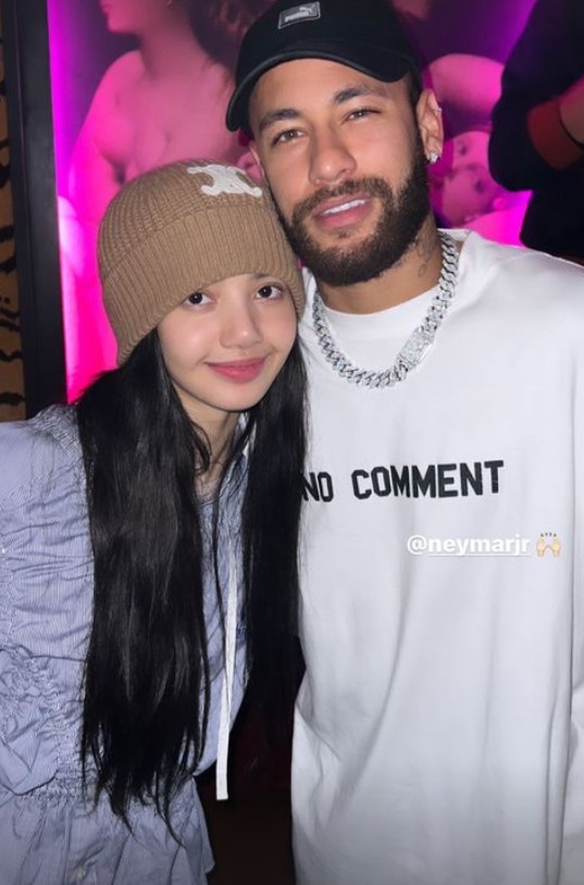 블랙핑크 리사와 네이마르(리사 SNS 갈무리)