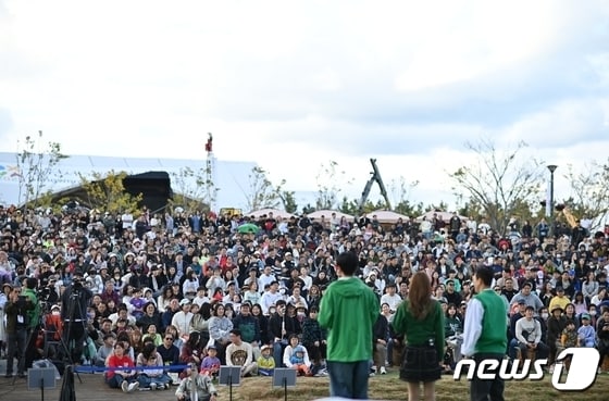 관람객 100만명 넘어선 2023강원세계산림엑스포 현장 자료사진.(강원세계산림엑스포조직위 제공)/뉴스1