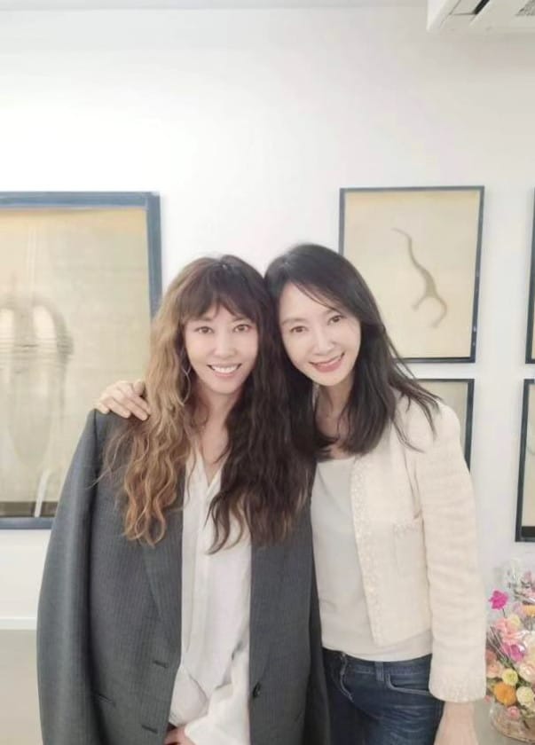 김완선(왼쪽) 채시라, 채시라 SNS 캡처