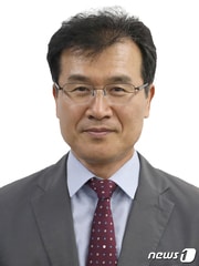  김시형  신임 특허청 차장. 