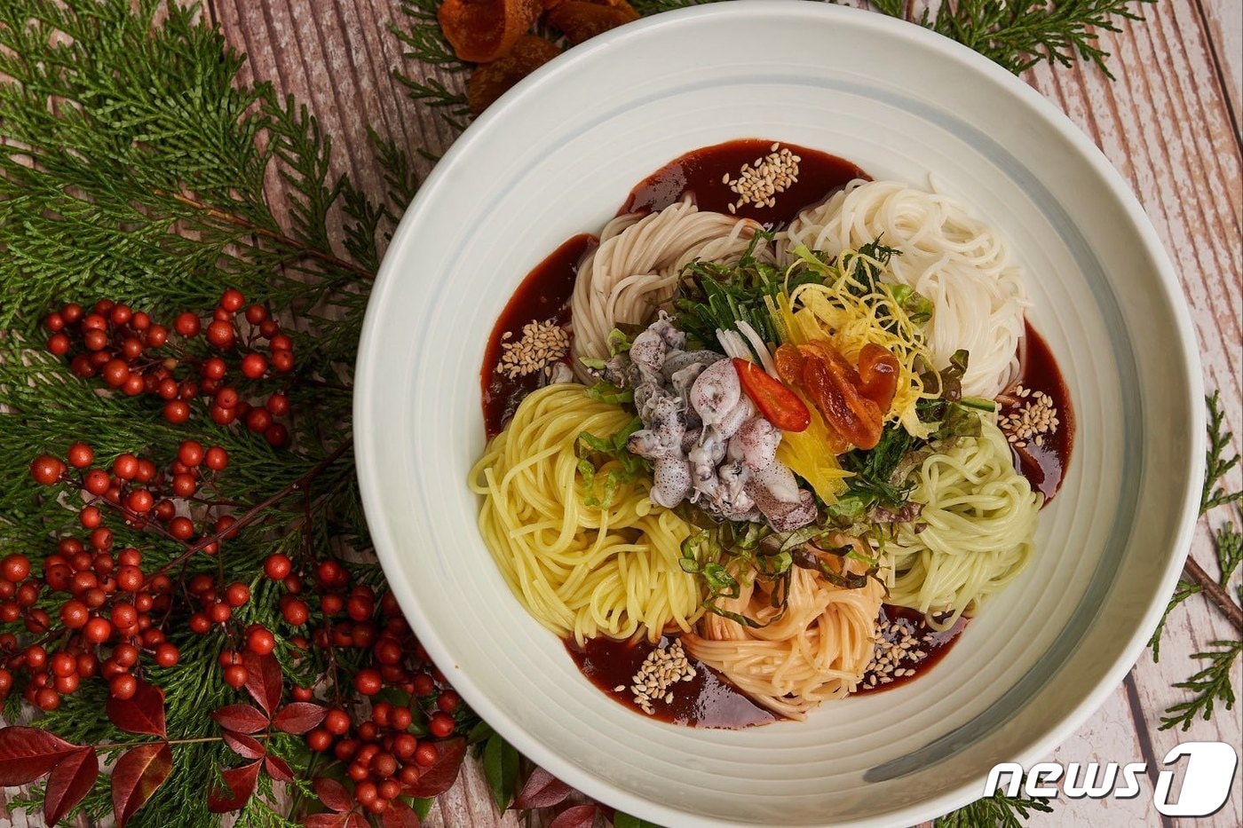 '장생이 밥상' 메뉴로 선정된 오색고래국수. (울산 남구 제공)