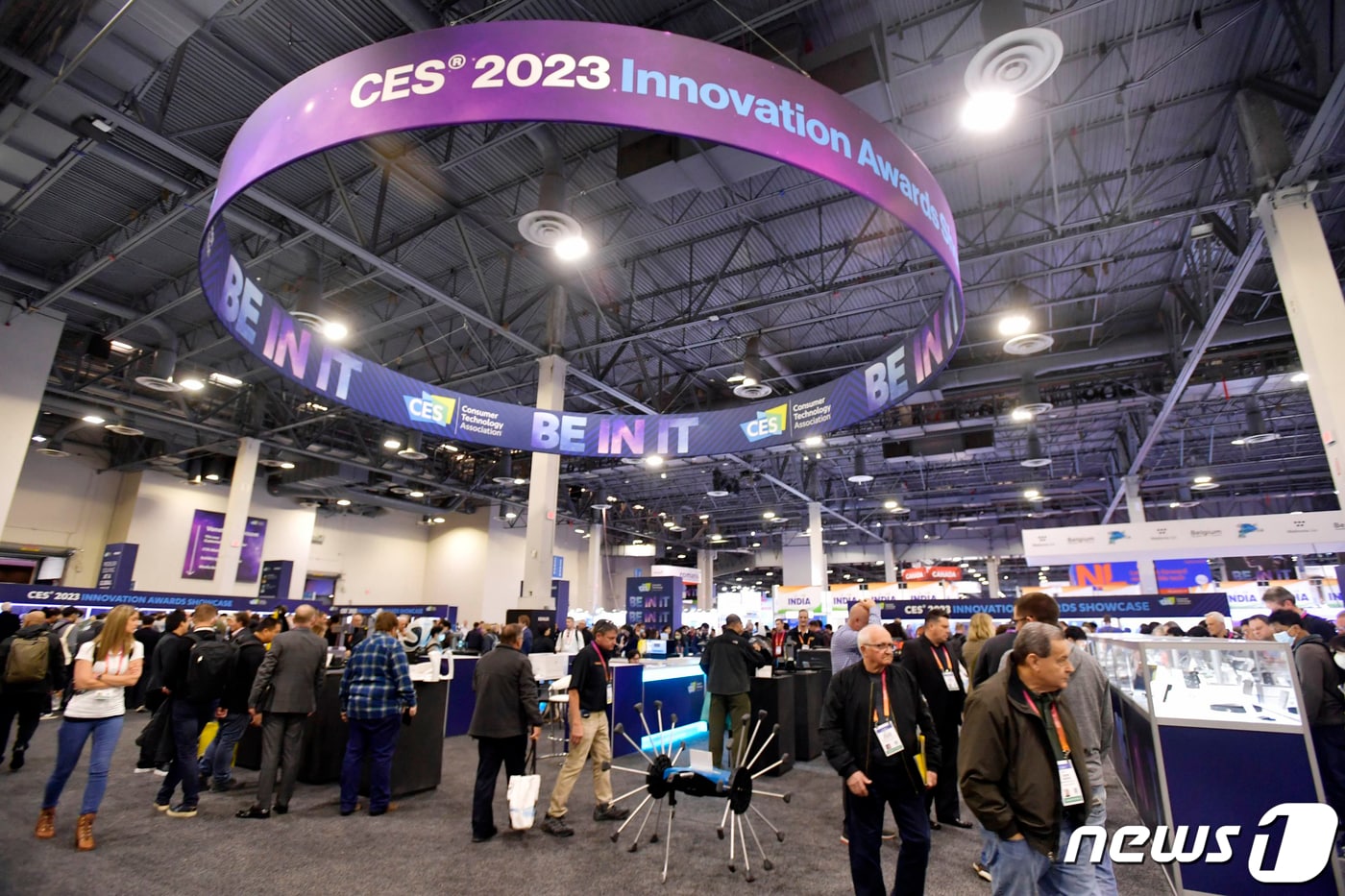 CES 2023 혁신상 수상 기업관 모습.&#40;광주시 제공&#41;/뉴스1 