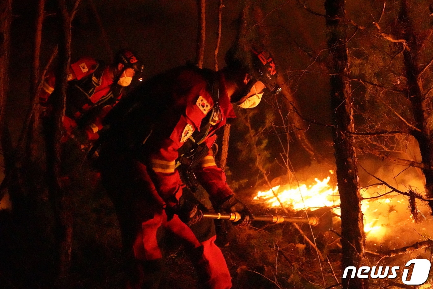 산불재난특수진화대 자료사진. (북부지방산림청 제공) 2023.11.28/뉴스1