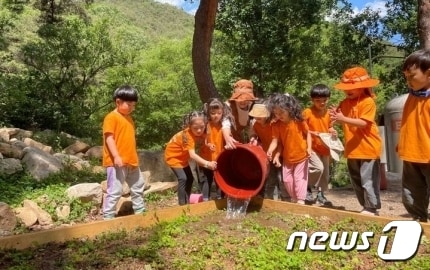 창녕군이 치유농업프로그램 진행하고 있다. &#40;창녕군 제공&#41;