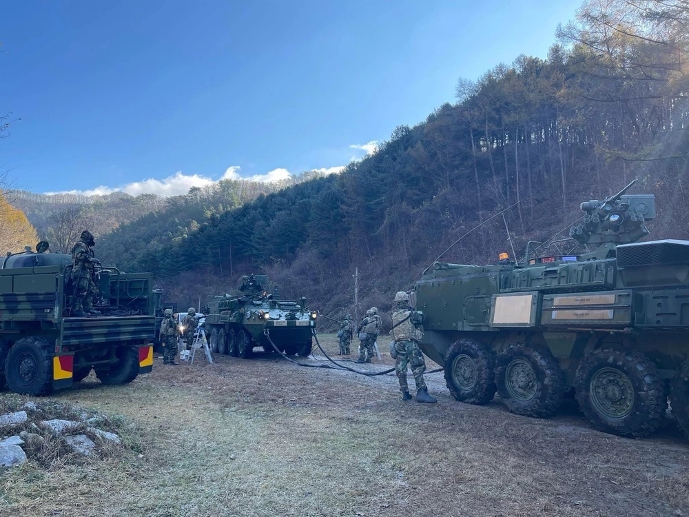 DMZ 인근 '캠프 케이시'에 배치된 미 화생방부대가 우리 군과 연합훈련을 하고 있다.(미 국방부 제공)