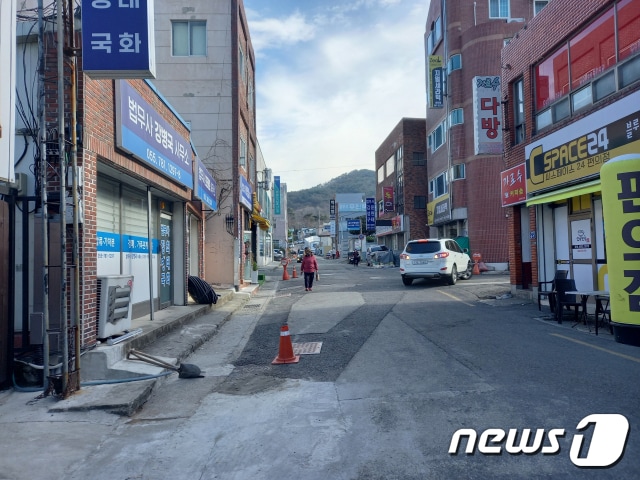 경남 양산시 중앙동 일대 전선 지중화사업 시행 후 모습. &#40;양산시 제공&#41;