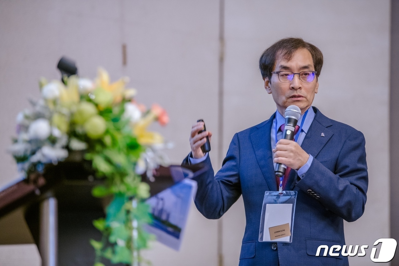 이창근 한국에너지기술연구원 원장이 지난 6일 한국-태국 CCUS 및 수소기술 워크샵에서 기조연설을 하고 있다.(에너지연 제공)/뉴스1