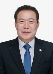 김영일 군산시의회 의장./뉴스1 DB