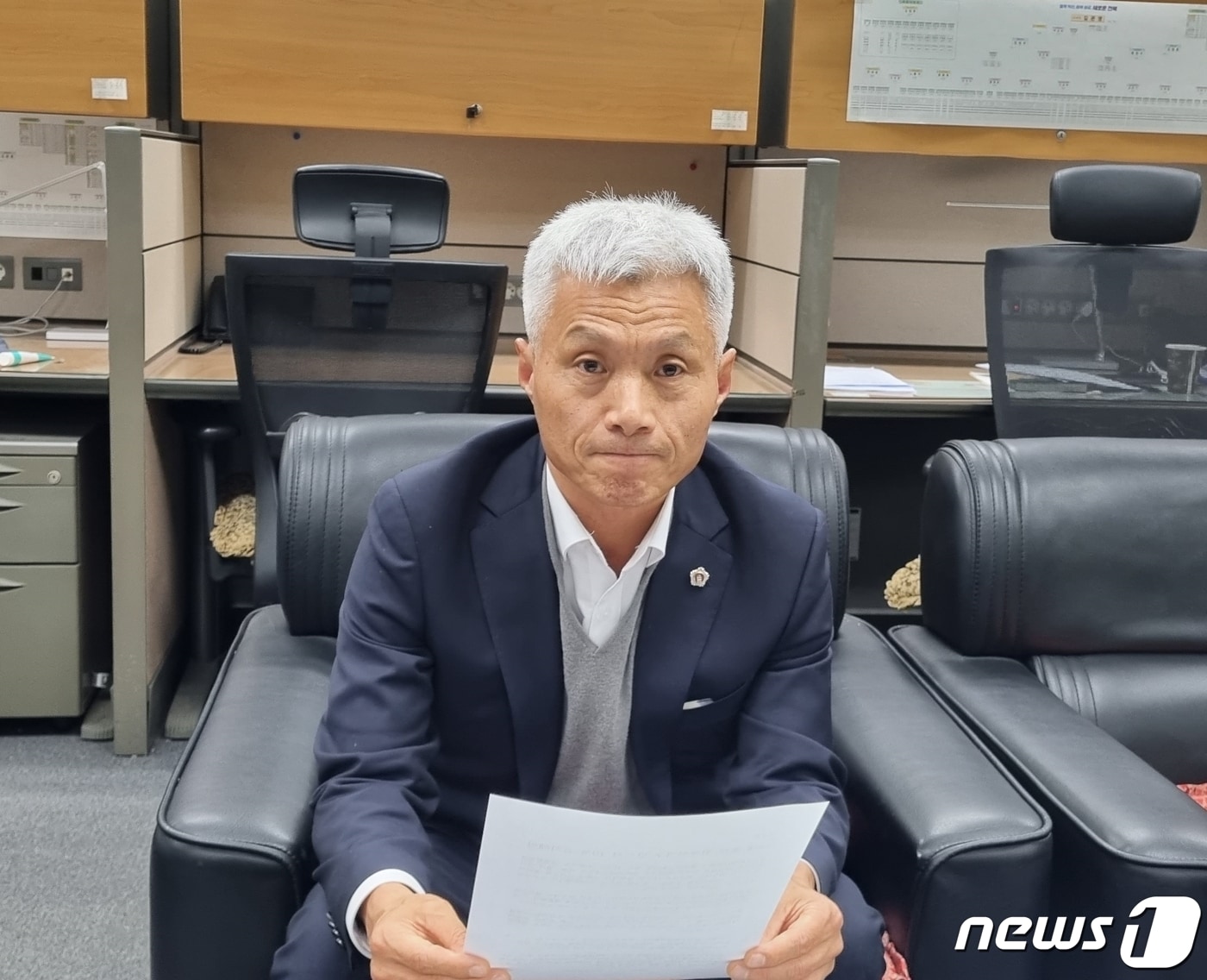 6일 염영선 전북도의회 대변인이 입장문을 발표하고 있다.2023.12.6/뉴스1