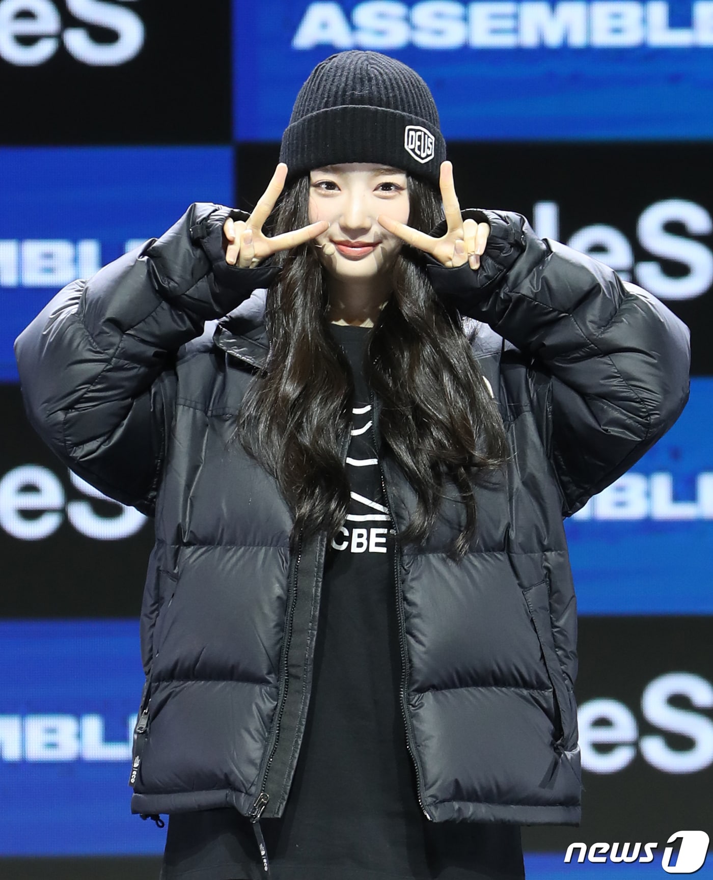 그룹 트리플에스&#40;tripleS&#41;의 10인조 디멘션&#40;DIMENSION&#41; 김유연이 13일 서울 용산구 블루스퀘어에서 가진 첫 번째 미니 앨범 &#39;어셈블&#40;ASSEMBLE&#41;&#39; 발매 쇼케이스에서 포즈를 취하고 있다. 2023.2.13./뉴스1 ⓒ News1 권현진 기자