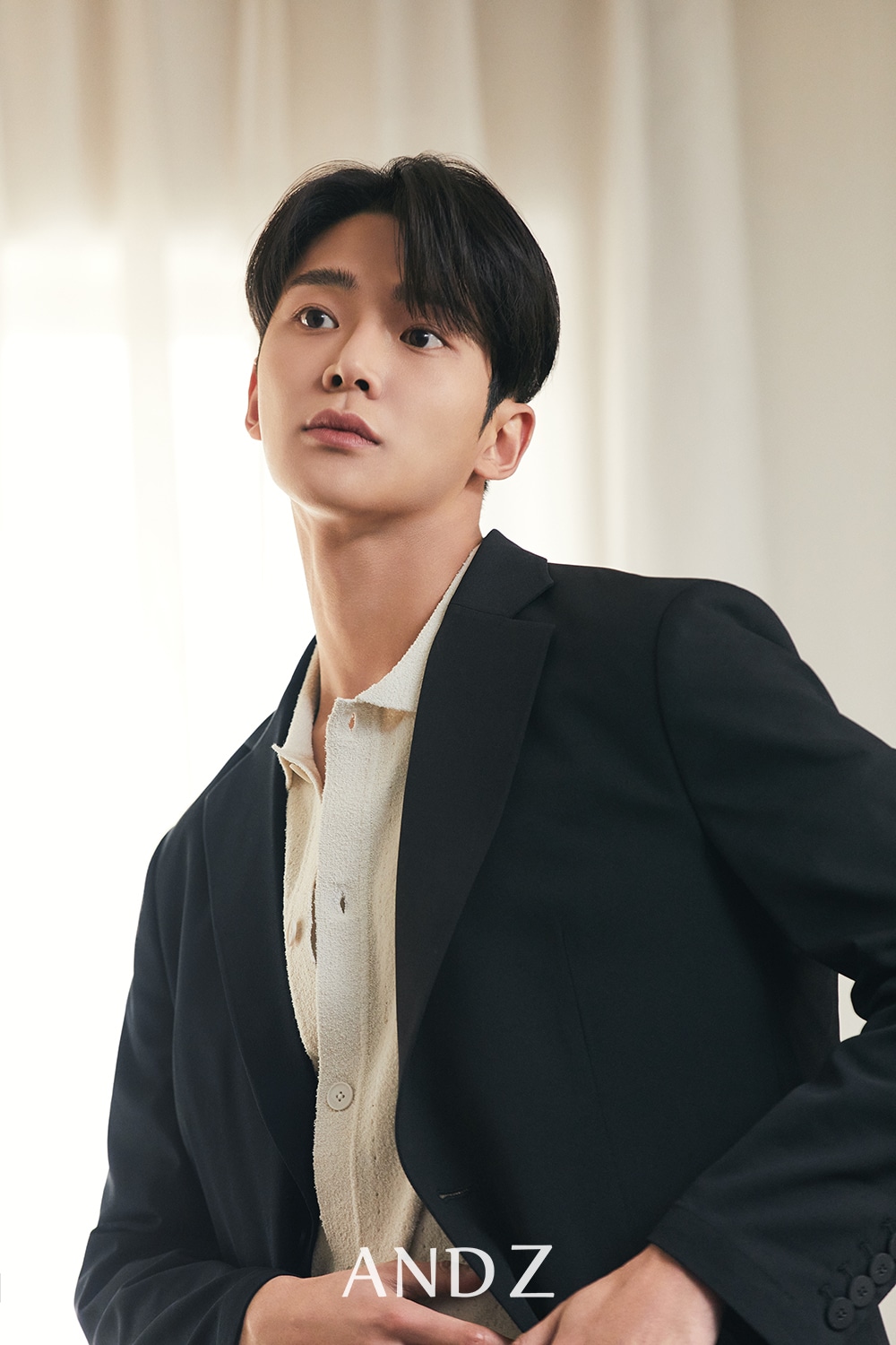 로운, 앤드지 제공