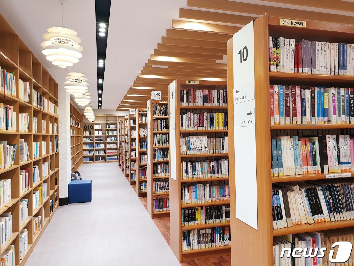 부산 남구도서관 문학자료실 모습.(남구 제공)