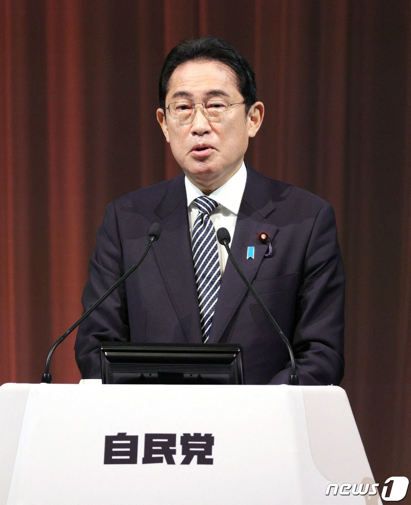 기시다 후미오 일본 총리 26일 도쿄 시내에서 열린 자민당 대회에서 연설하고 있다. ⓒ AFP=뉴스1