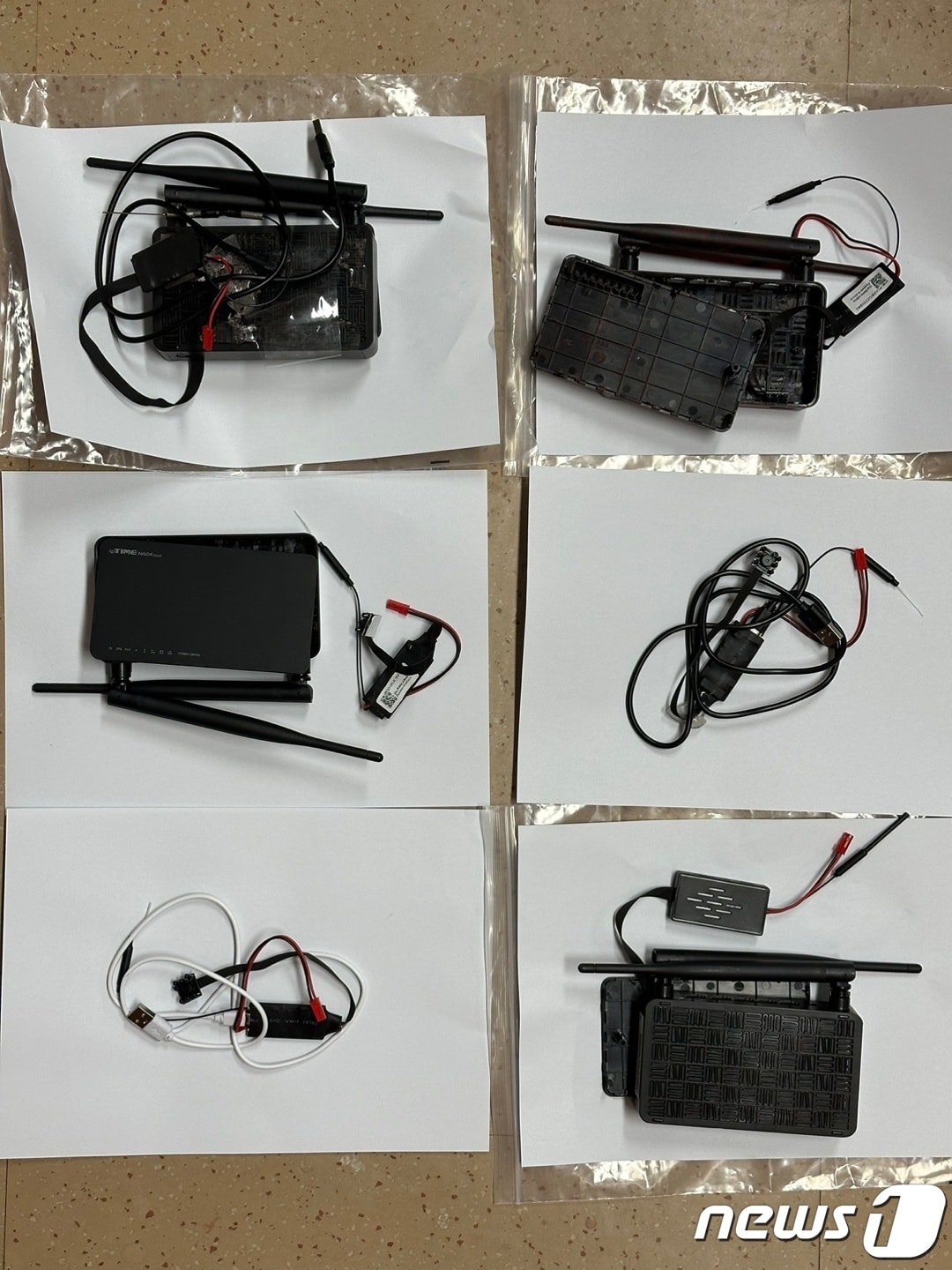 서울, 인천 일대 모텔 등 숙박업소를  돌며 객실에 몰래 카메라(몰카)를 설치해 투숙객 수백명을 불법 촬영한 30대 남성 A씨뉴스1 ⓒ News1 박아론 기자