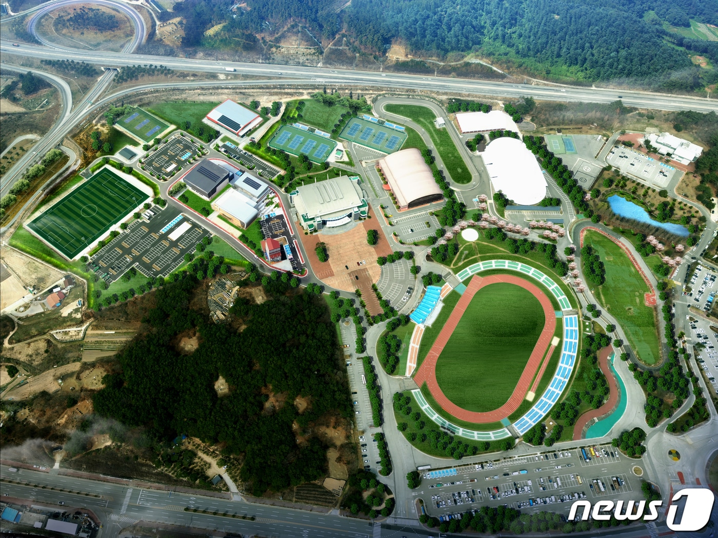 최근 '남원 종합스포츠타운'으로 명칭이 변경된 전북 남원시 소재 춘향골 체육공원 전경.(남원시 제공)/뉴스1 