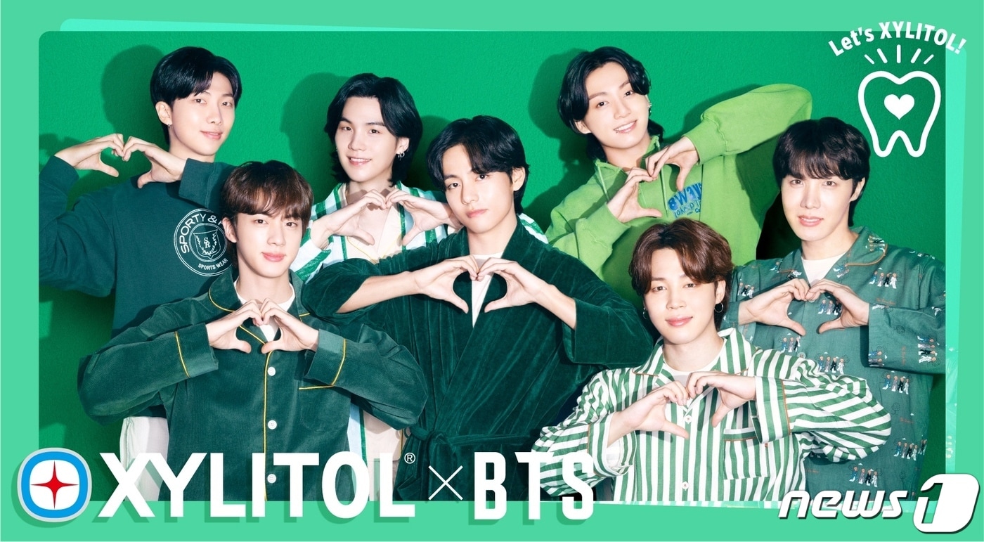 ' 자일리톨 X 방탄소년단' 브랜드 모델 키비주얼.(롯데웰푸드 제공)