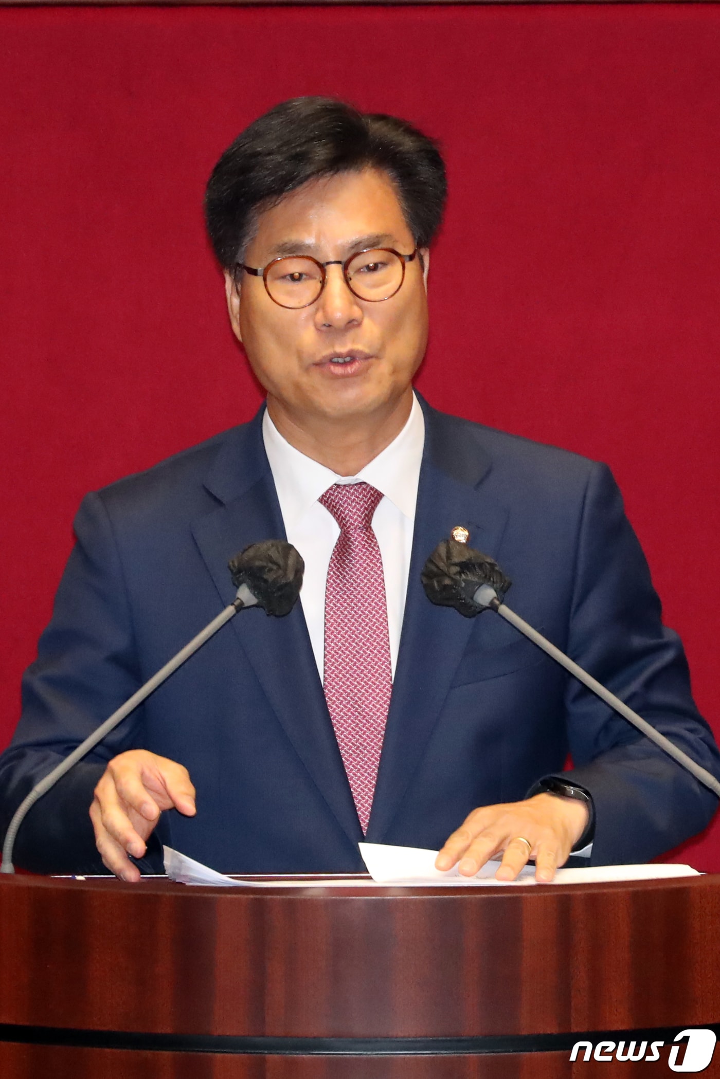 김영식 국민의힘 의원이 13일 오전 서울 여의도 국회에서 열린 제405회국회(임시회) 제4차 국회의원 선거제도 개선에 관한 결의안 심사를 위한 전원위원회에서 발언을 하고 있다. 2023.4.13/뉴스1 ⓒ News1 황기선 기자