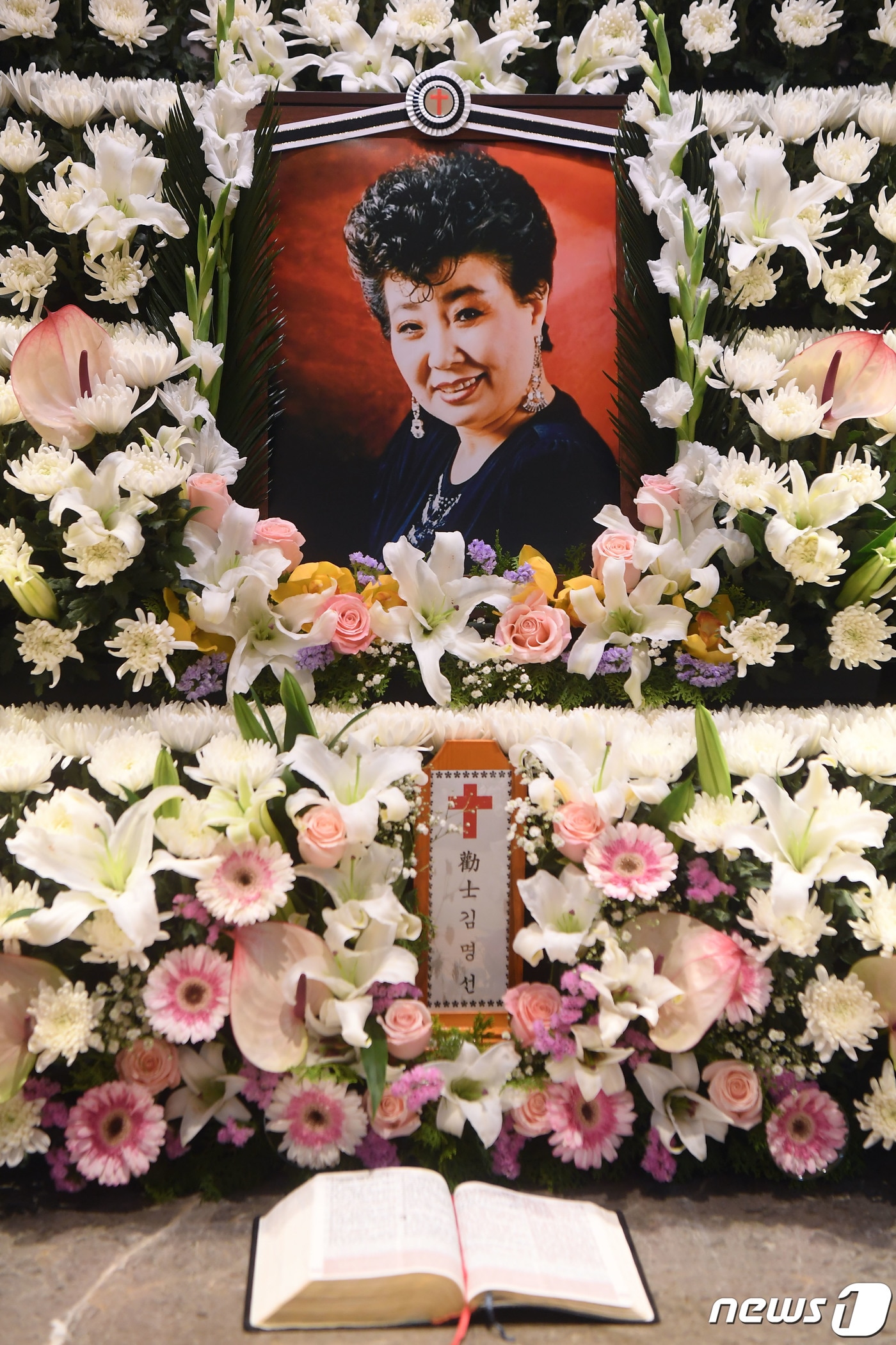 원로가수 고&#40;故&#41; 현미&#40;본명 김명선&#41;의 빈소. 2023.4.7/뉴스1 ⓒ News1 사진공동취재단