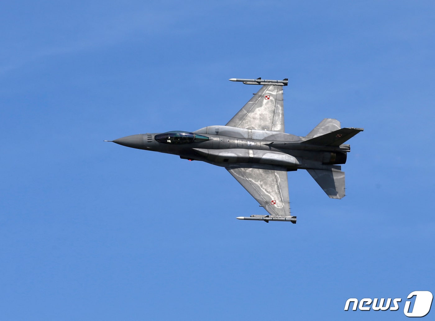 F-16 전투기&lt;자료사진&gt; ⓒ 로이터=뉴스1 ⓒ News1 김민수 기자