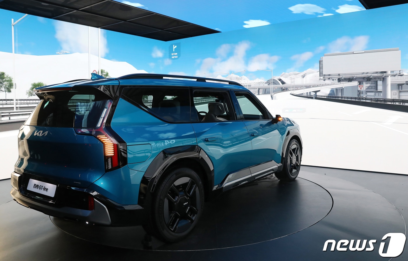 사진은 지난 3일 오후 서울 성수동 ‘EV 언플러그드 그라운드 성수’에 마련된 EV9 드라이빙 체험 공간. 2023.5.4/뉴스1 ⓒ News1 김진환 기자